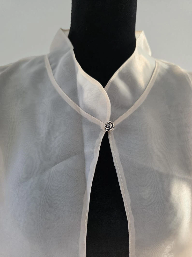 Modern Filipiniana Bolero Top – Off-White & Cream Organza Butterfly Sleeve Top with Pearl Button, Size XL | Formal Filipino Barong Outerwear — photo 3