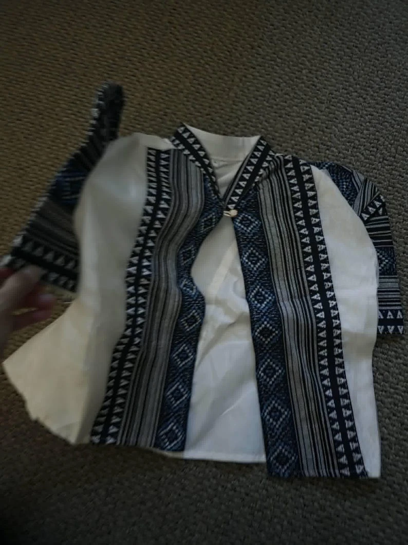 Boho Filipiniana Blouse – Women's Printed Short Sleeve Blouse with Geometric Tribal Print, V-Neck Ivory Black Teal, Philippine Size Large — photo 3